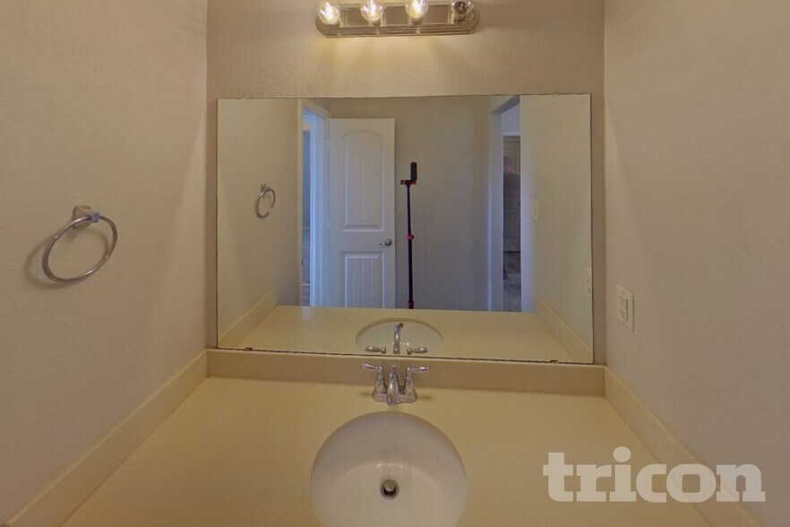 Building Photo - 1216 Alder Tree Ln