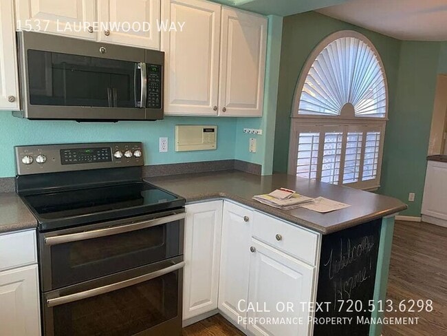 Building Photo - 1537 Laurenwood Way