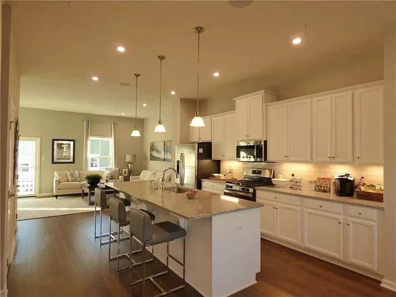 Building Photo - 1008 Mohawk Ln