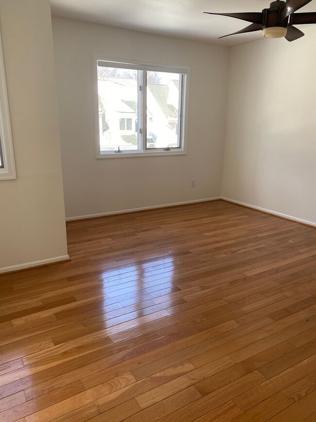 Building Photo - House for Rent in Kennett Square