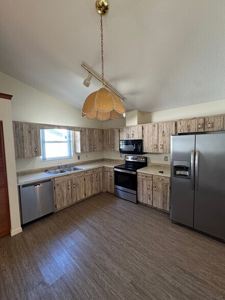 Building Photo - 3554 Irish Ln