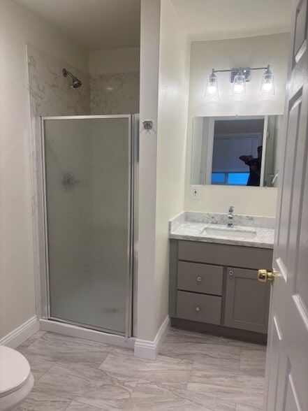 Bathroom with shower - 3751 Mosswood Dr