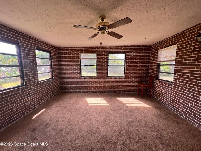 Building Photo - 1586 Wacker Ave SE