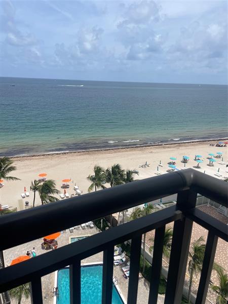 Building Photo - 3800 Galt Ocean Dr