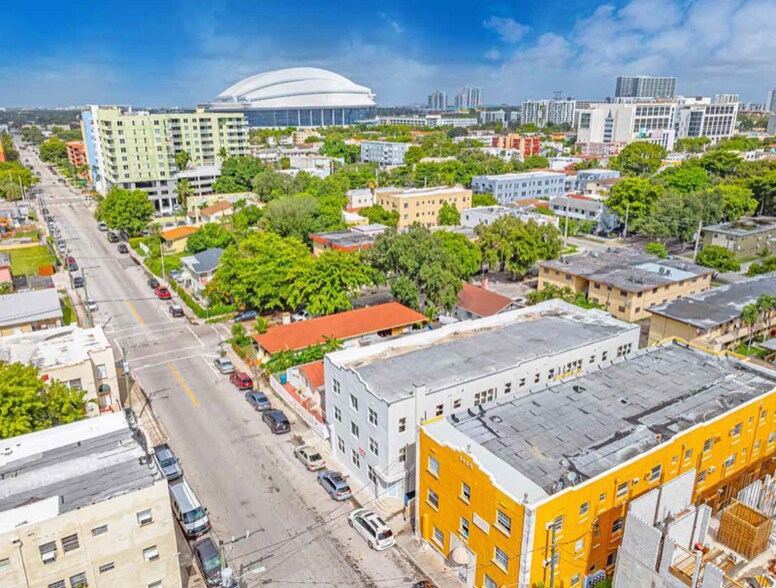 Building Photo - 1051 NW 2nd St