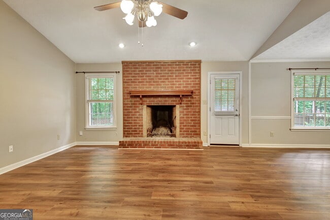 Building Photo - 135 Windham Way