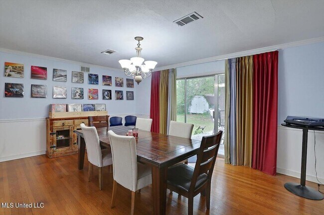 Building Photo - 1315 Kimwood Dr