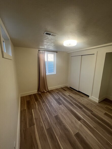 Building Photo - 6836 S 1495 E