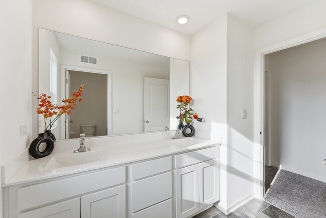 Building Photo - 25424 W Cerena Cir