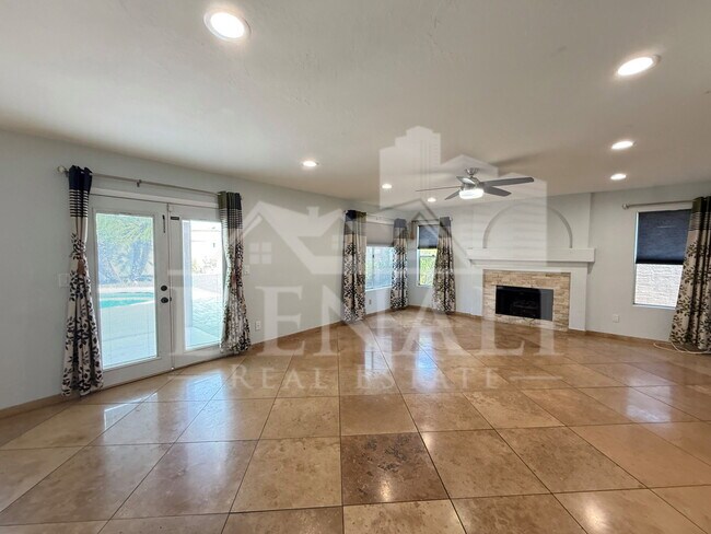 Building Photo - 18220 N 45th St