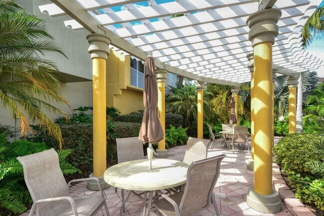 Building Photo - 4990 Baraldi Cir