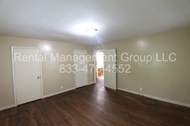 Building Photo - New On The Market!  Better Hurry!!