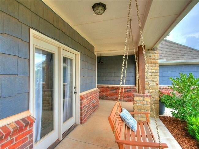 Building Photo - Beautiful 3 bedroom 2 bathroom home in Mon...
