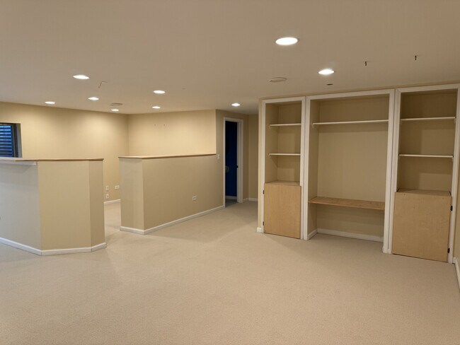 Building Photo - 74 Tanglewood Dr