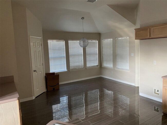 Building Photo - 3206 Cherry Bark Oak Dr
