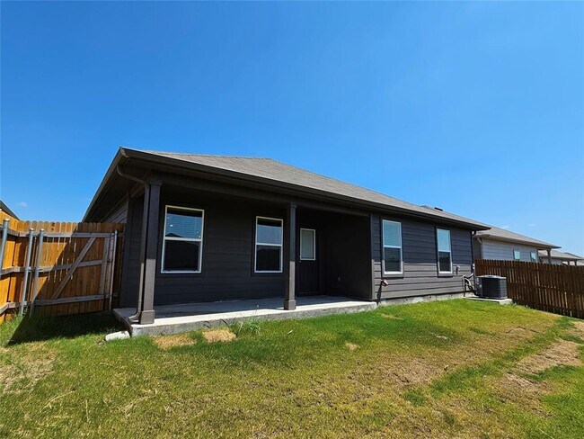 Building Photo - 5816 Berriweather Dr