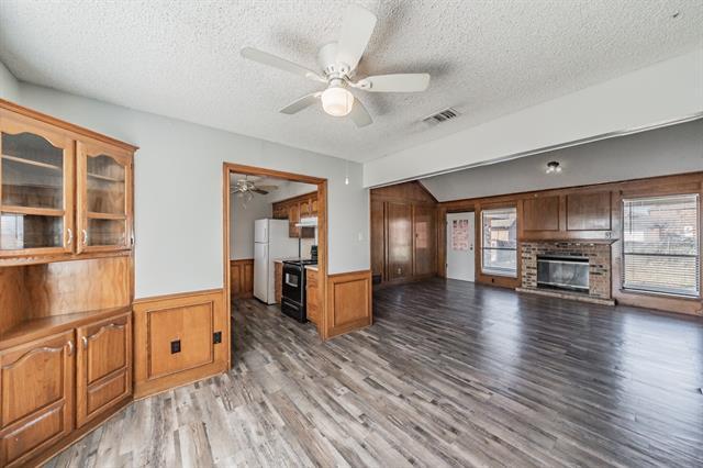 Building Photo - 309 Creekside Dr