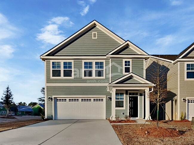 Building Photo - 114 Trevino Dr