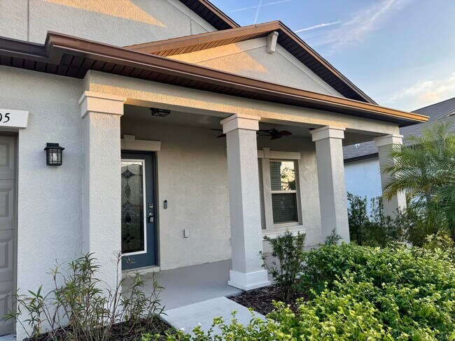 Building Photo - 5505 Olano St