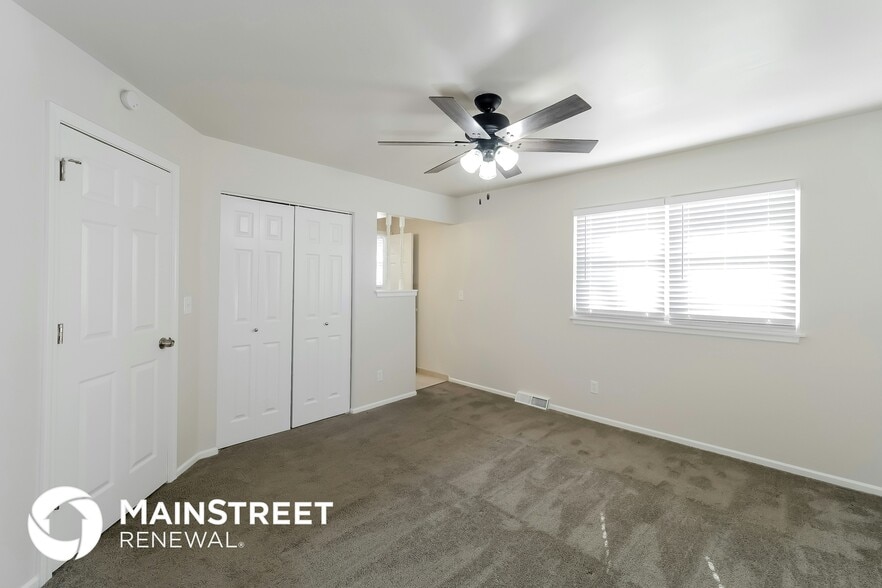 Building Photo - 813 NE 113th Terrace