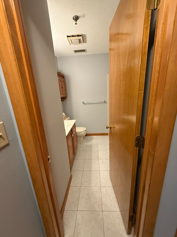 Building Photo - 45 Christopher Dr