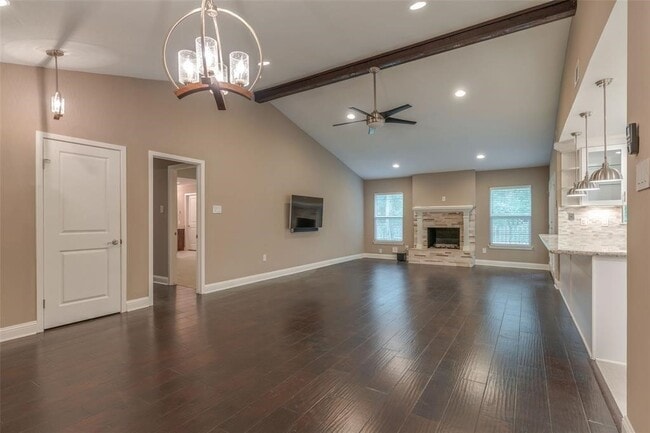 Building Photo - 144 S Deerfoot Cir