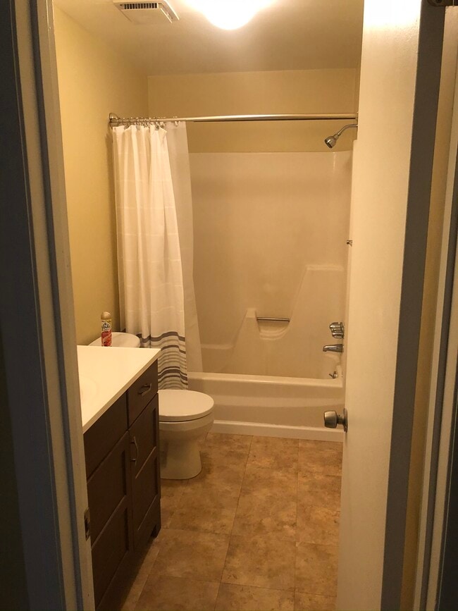 Upstairs Bathroom - 3199 Camberly Dr