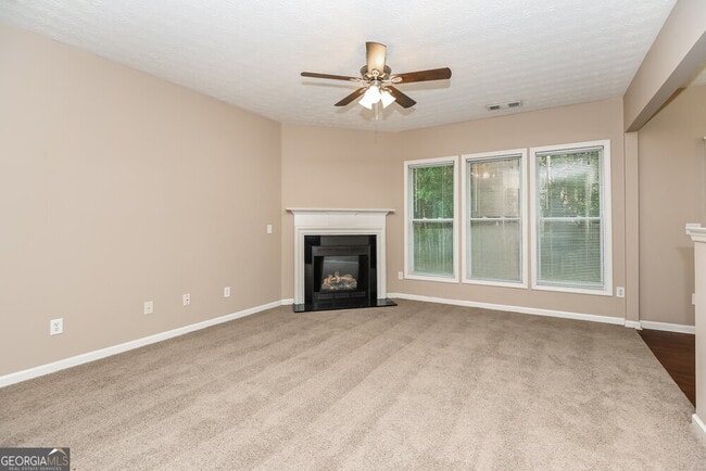 Building Photo - 934 Gardenia Curve