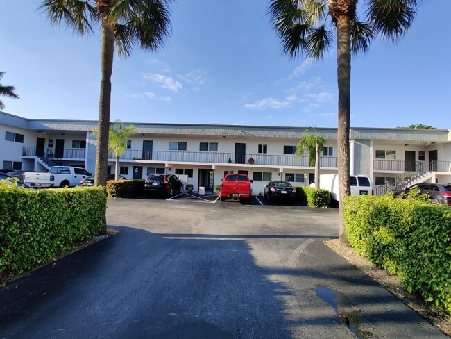 Building Photo - 650 Jeffery St