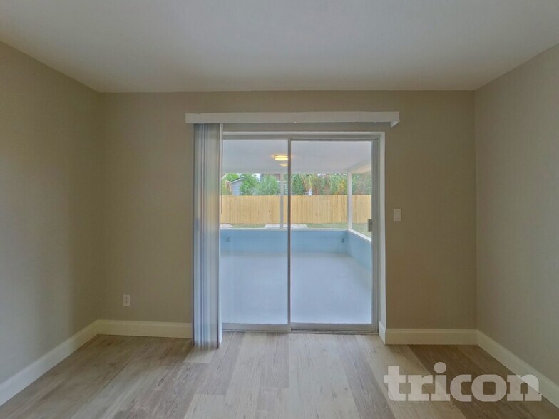 Building Photo - 3635 17th St N