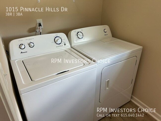 Building Photo - 1015 Pinnacle Hills Drive