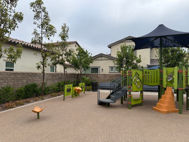 Building Photo - Newly Remodeled Attached ADU in the Aviara...