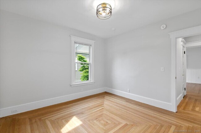 Building Photo - 48 Hubinger St