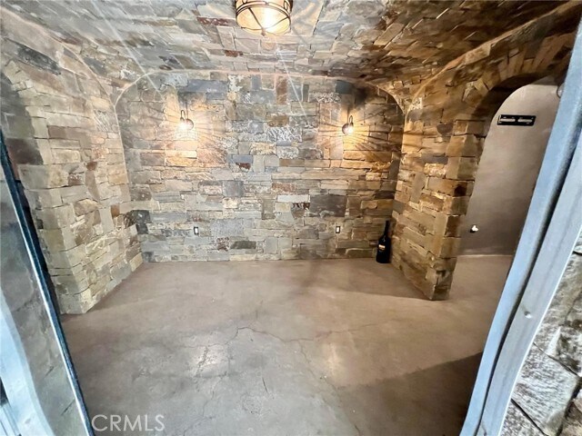 Building Photo - 224 Cll De Madrid