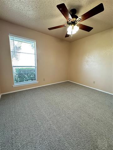 Building Photo - 638 Grinnell Dr