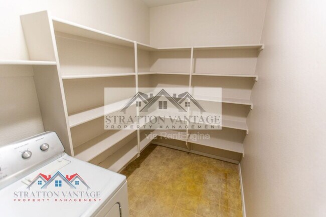 Building Photo - 15792 W Port Au Prince Ln