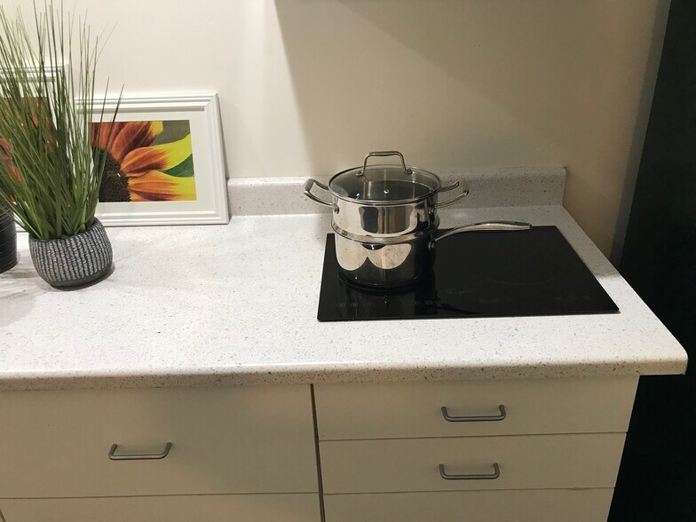 Cooktop - 15920 Caras Ct