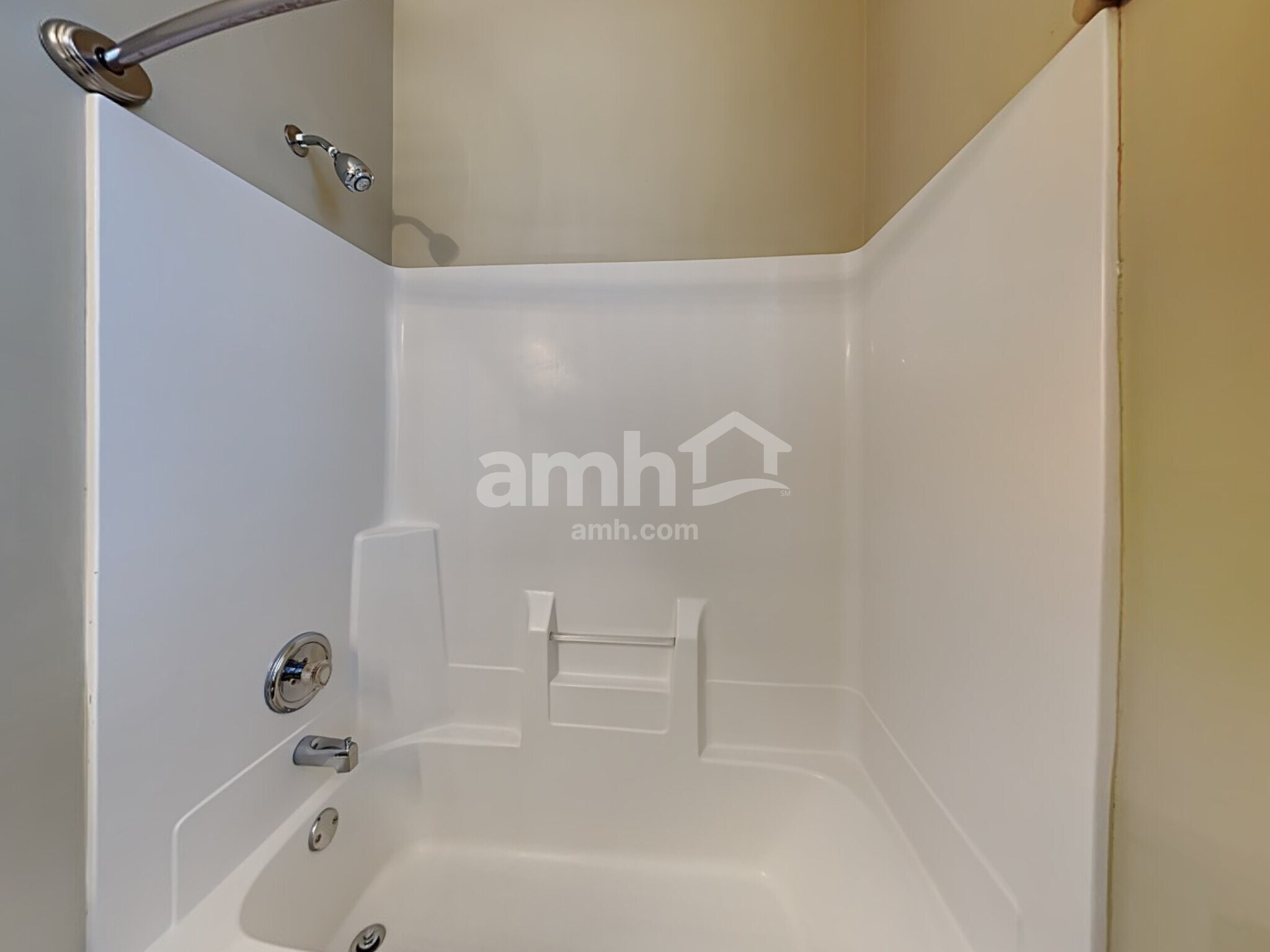 Building Photo - 1863 Goss Ct