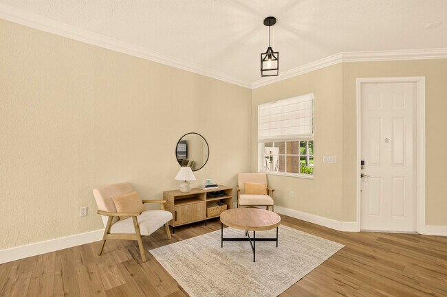 Building Photo - 7630 Topiary Ave