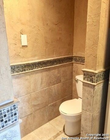 Building Photo - 10935 Hamlen Park Dr