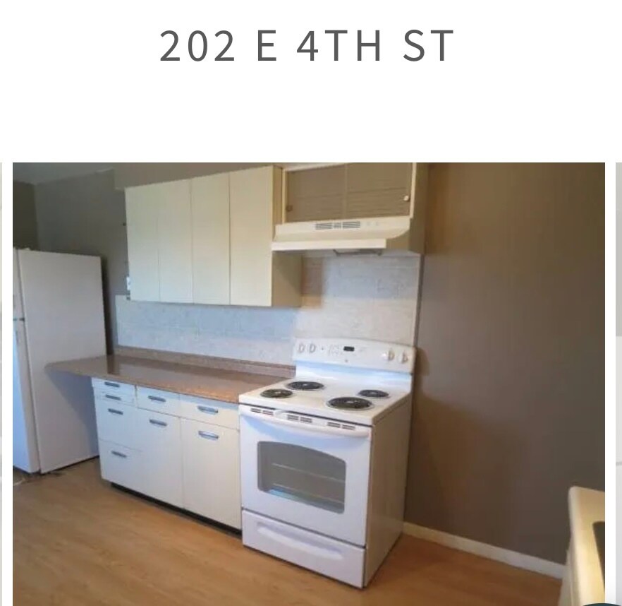 202 kitchen - 204 E 4th St