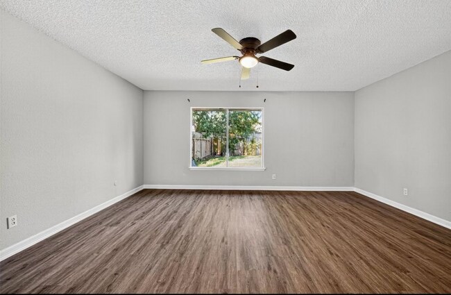 Building Photo - 7706 Miller Glen Ln