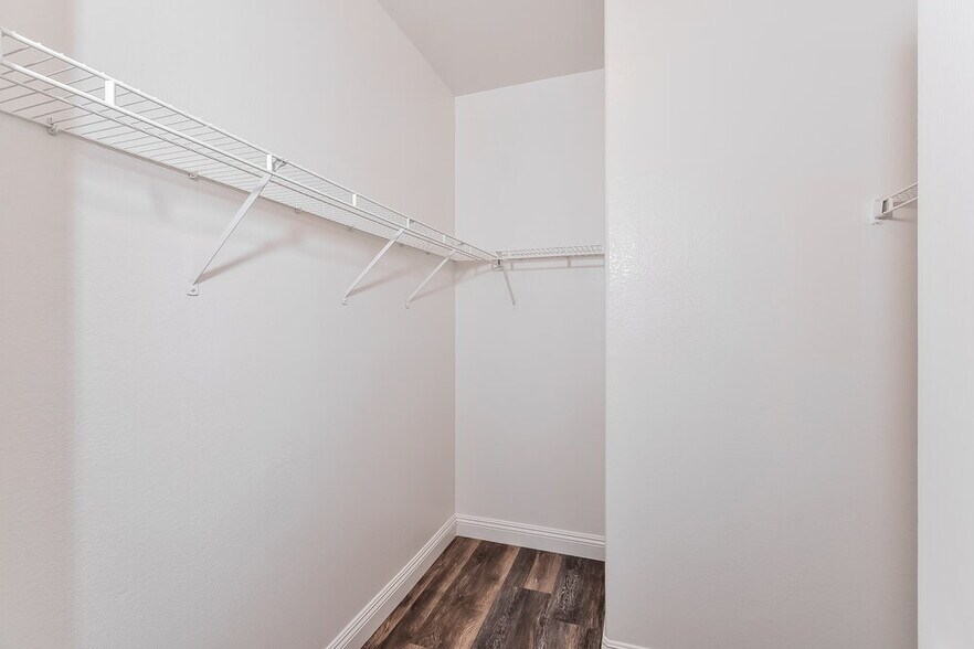 Building Photo - 8276 Begonia Blush Dr