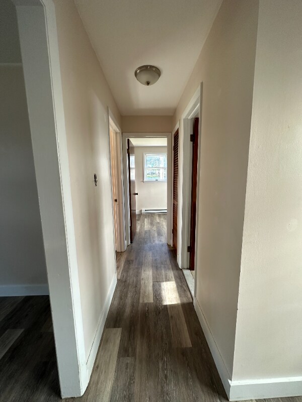 Building Photo - 1553 Chrisler Ave