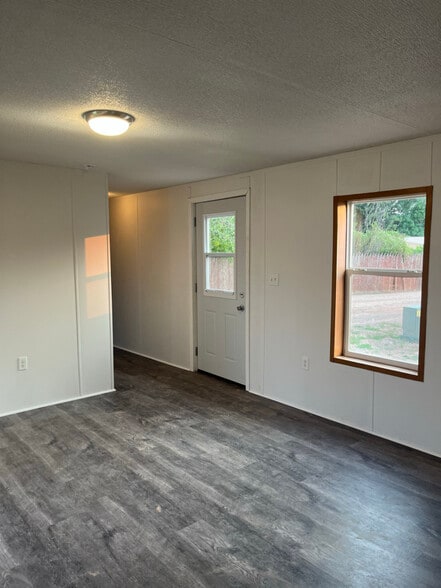 Building Photo - 4398 Universal Dr