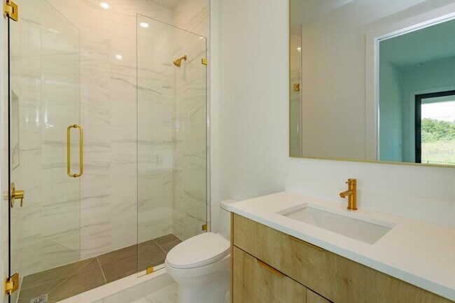 Building Photo - 16825 Bolsena Dr