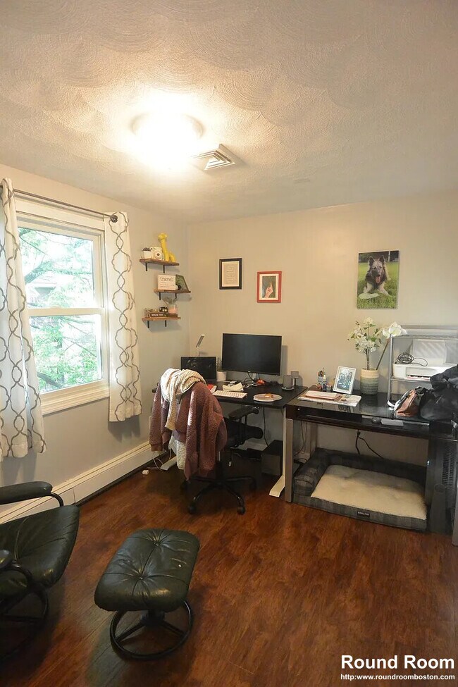 Building Photo - 4 Cocci Way