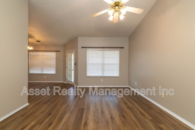 Building Photo - 8613 Little Field Way