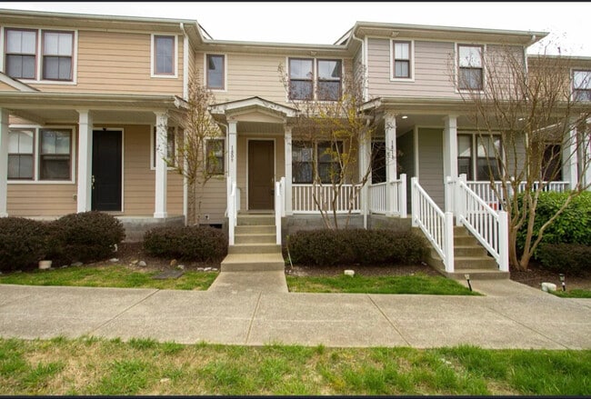 Building Photo - 1809 Wild Oaks Ct