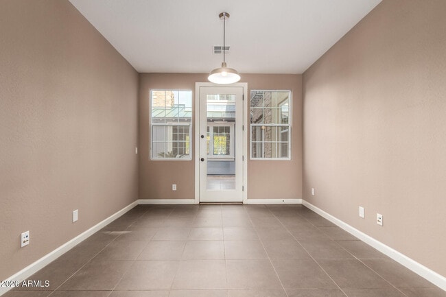 Building Photo - 20927 W Main St